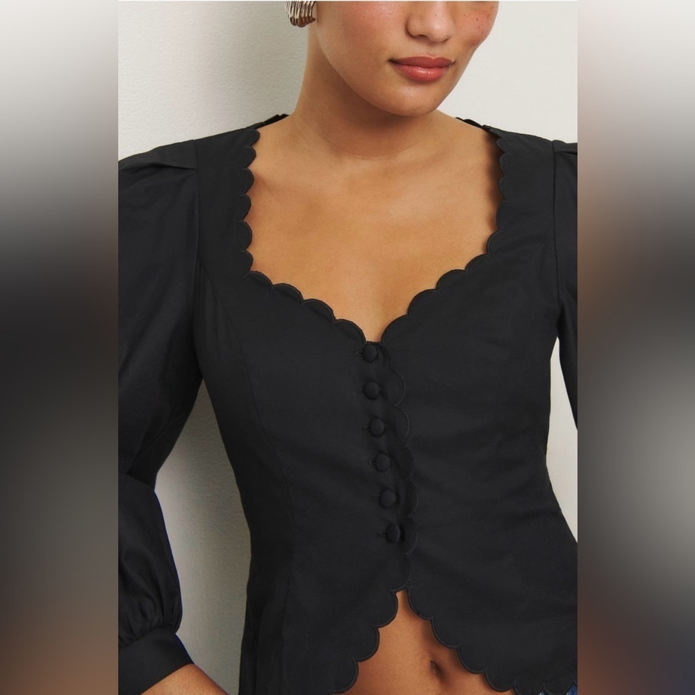 Reformation Black Scallop-Edge Button Front Blouse - Picture 3 of 13